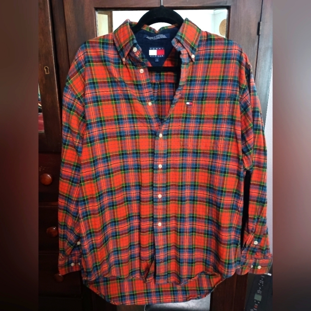 Tommy Hilfiger Men's Orange Plaid Flannel Shirt_ 100% Cotton_Small